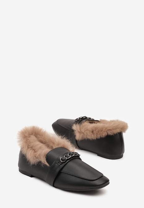 Czarne Mokasyny na Płaskiej Podeszwie z Futerkiem i Metaliczną Ozdobą Emalorae