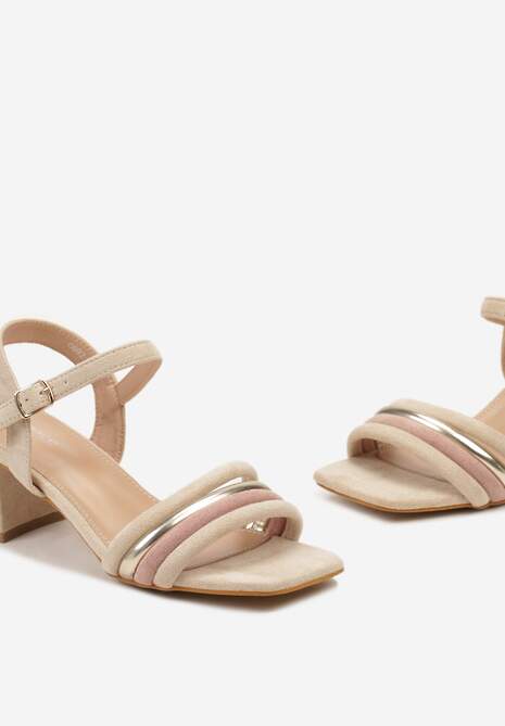 Beżowe Sandały na Słupku z Ozdobnymi Paskami i Sprzączką Windalyn