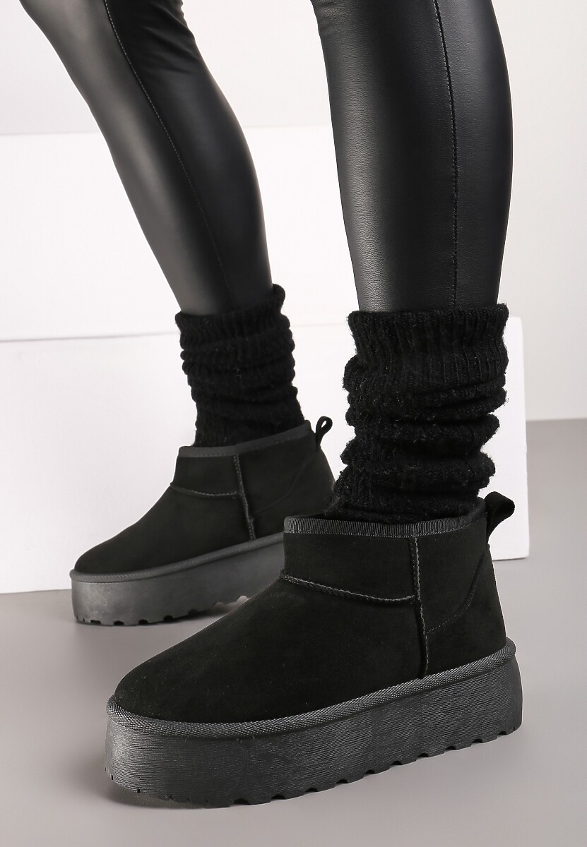 Czarne Śniegowce na Platformie Ozdobione Przeszyciami Ivalin