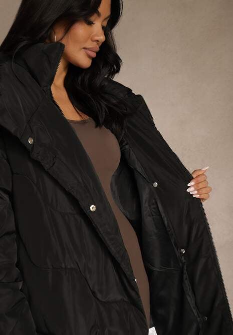 Czarna Pikowana Kurtka Płaszcz za Kolano z Kapturem Kelotta