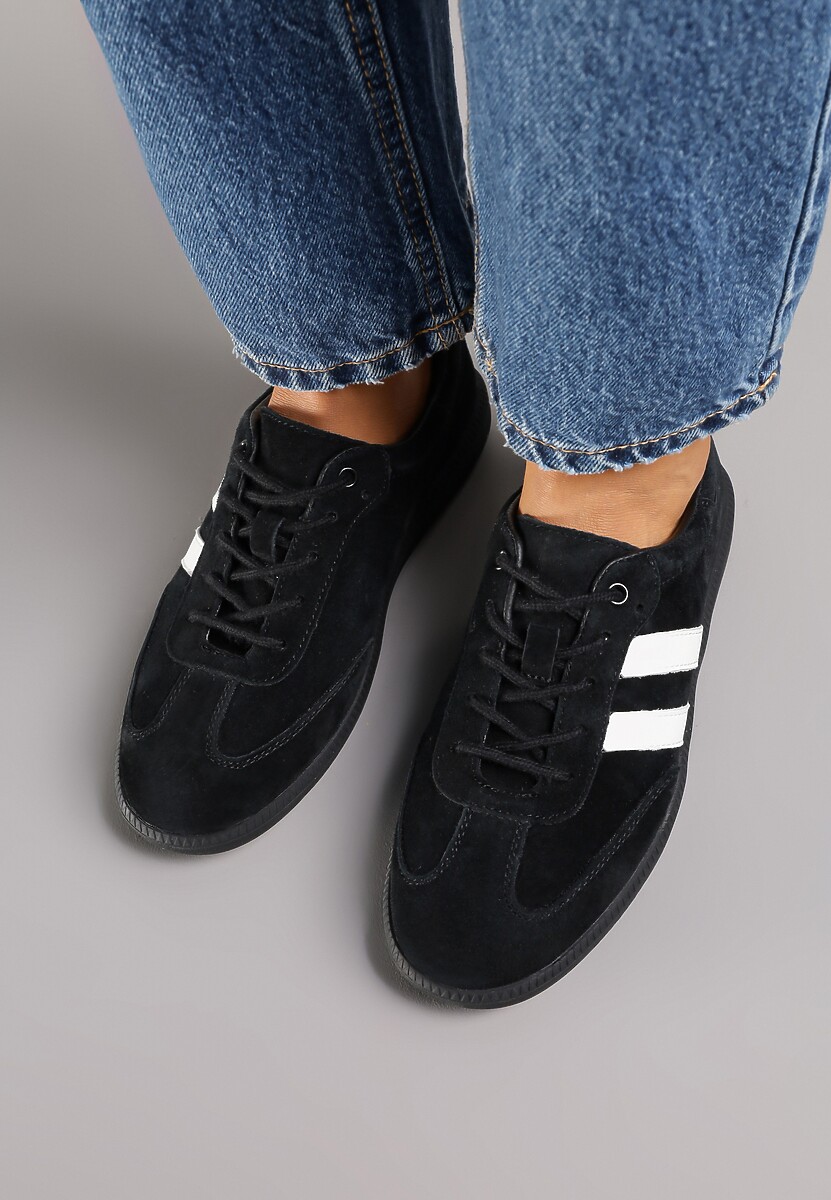 Czarno-Białe Płaskie Sneakersy ze Skóry Naturalnej z Ozdobnymi Paskami Nelarielis
