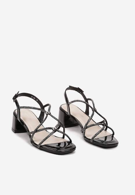 Czarne Sandały na Stożku z Wkładką ze Skóry Naturalnej Zapinane na Sprzączkę z Cyrkoniami Quesara