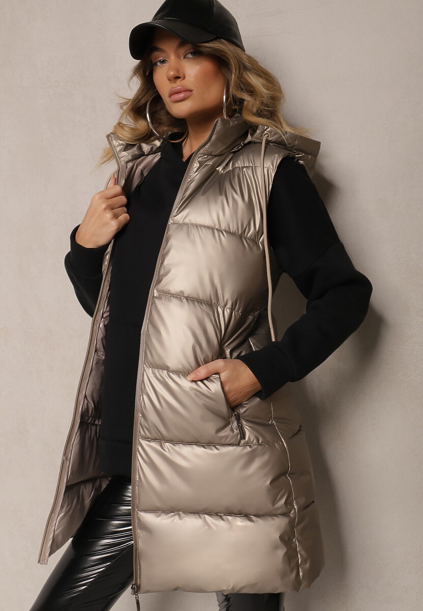 Jasnozielona Taliowana Kamizelka Przejściowa z Pikowanymi Przeszyciami i Kapturem Tintella