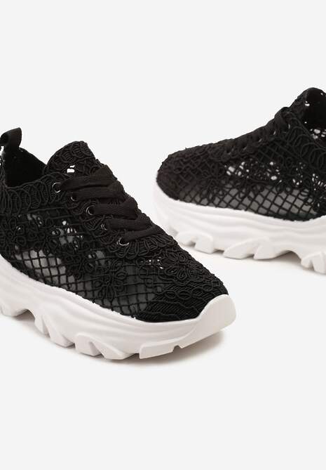 Czarne Ażurowe Sneakersy na Niskiej Platformie przed Kostkę Timane