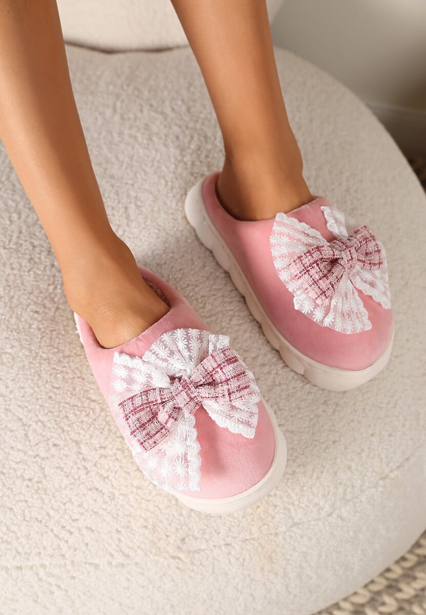Różowe Kapcie Vices na Grubej Podeszwie z Ozdobną Kokardą Tinnella