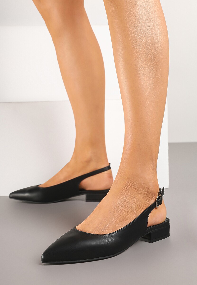 Białe Czółenka z Odkrytą Piętą na Płaskim Obcasie ze Sprzączką Eveltia