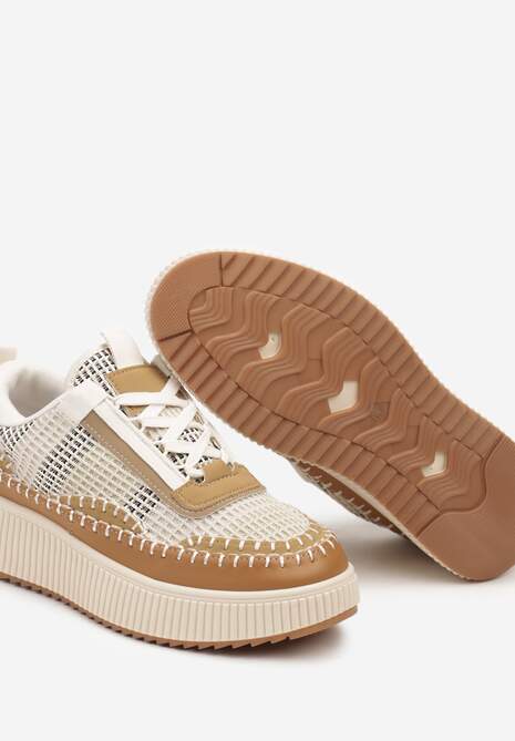 Beżowe Sneakersy na Platformie Wykończone Przeszyciami Terionna