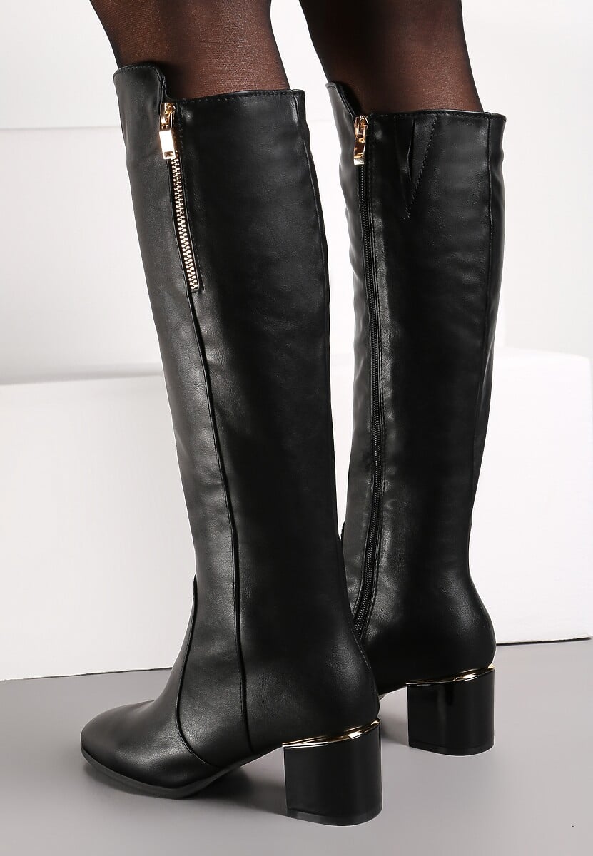 Czarne Kozaki na Słupku z Imitacji Skóry z Ozdobnym Zamkiem Lolerra