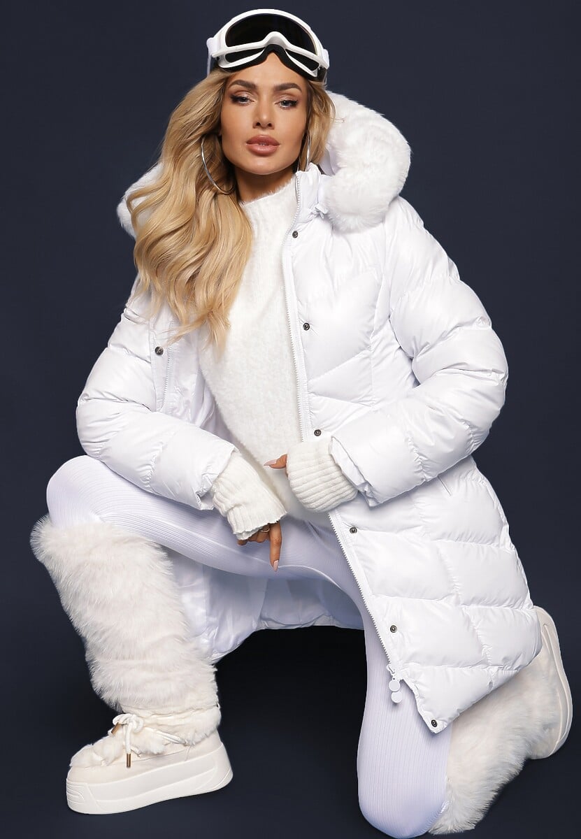 Jasnobeżowa Pikowana Kurtka z Odpinanym Kapturem i Ozdobnym Futerkiem Ainoa