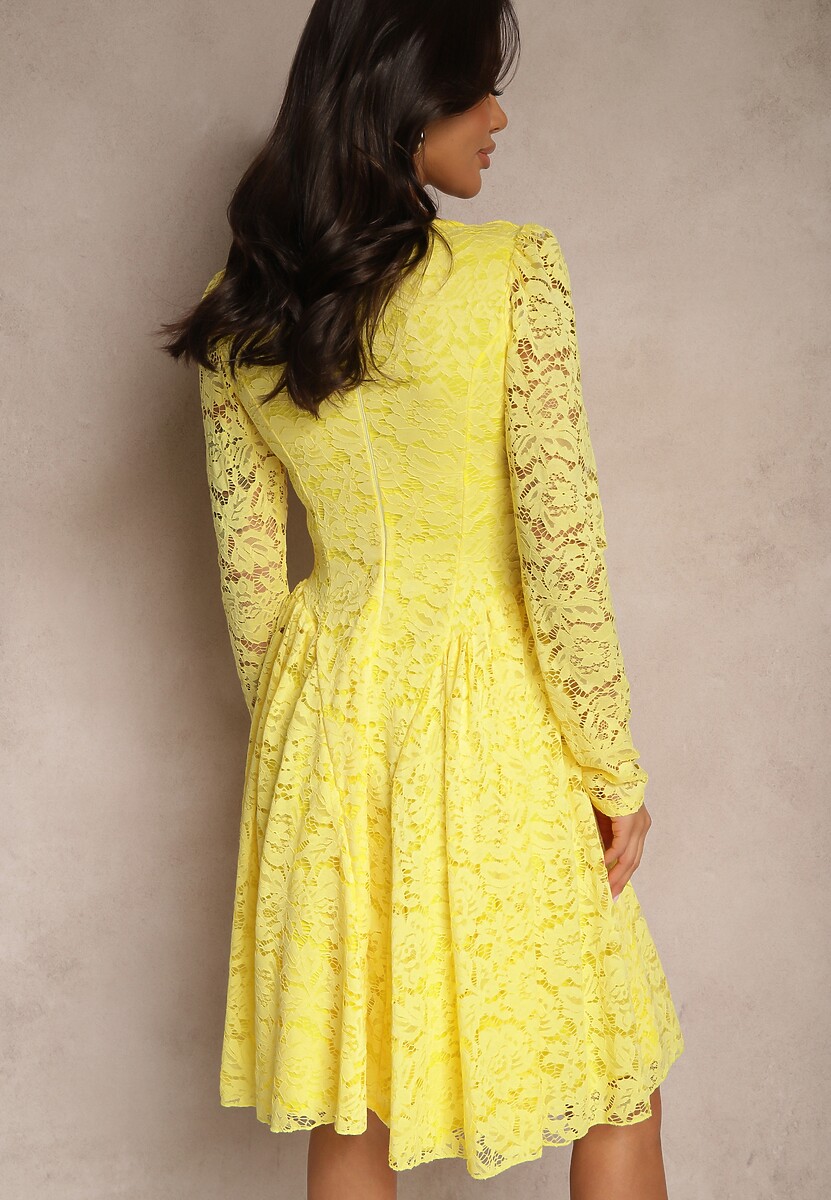 Żółta Taliowana Sukienka z Koronki z Rozkloszowanym Dołem Teladriela