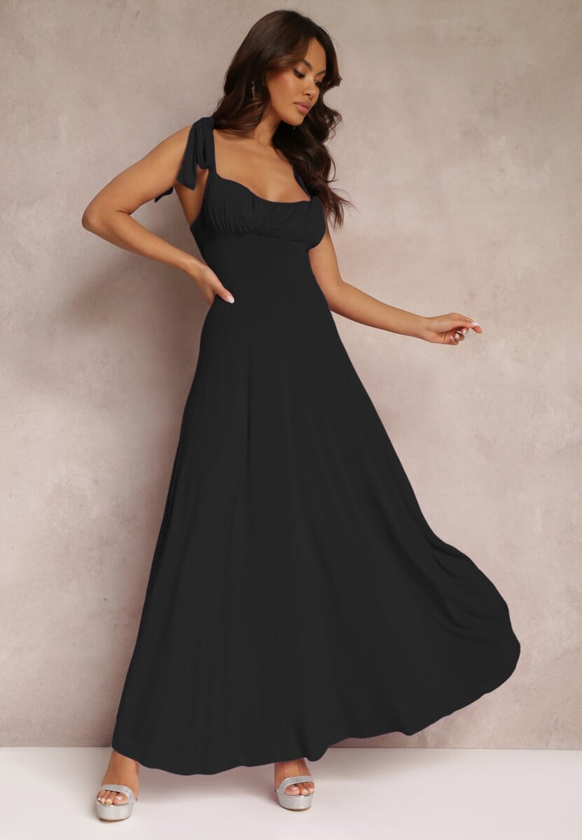 Czarna Długa Sukienka z Marszczonym Dekoltem i Wiązanymi Ramiączkami Rozvita