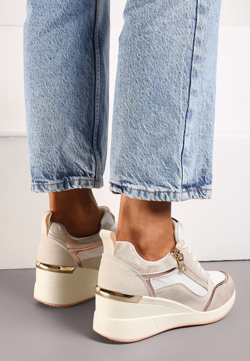 Beżowe Sneakersy Ozdobione Suwakiem i Metalowymi Aplikacjami na Koturnie Warranta