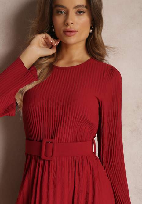 Bordowa Sukienka Plisowana z Paskiem Phile