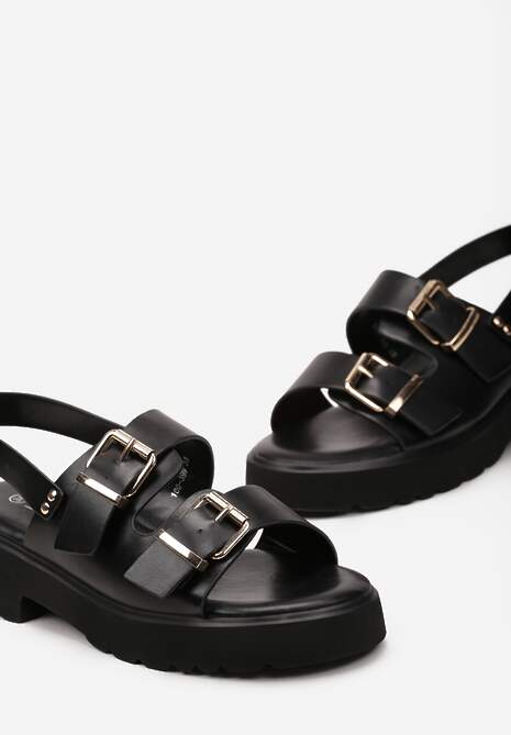 Czarne Sandały na Płaskim Obcasie z Ozdobnymi Sprzączkami Tragia