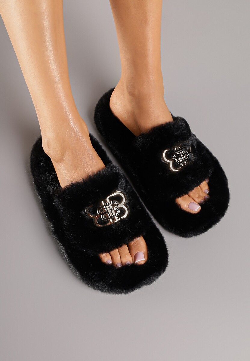 Czarne Kapcie na Platformie z Futerkiem i Metaliczną Aplikacją Nalanea