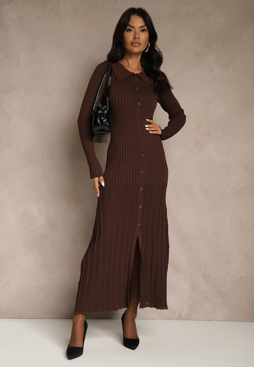 Brązowa Sweterkowa Sukienka z Wiskozy Ozdobiona Kołnierzykiem i Guzikami Deliavella