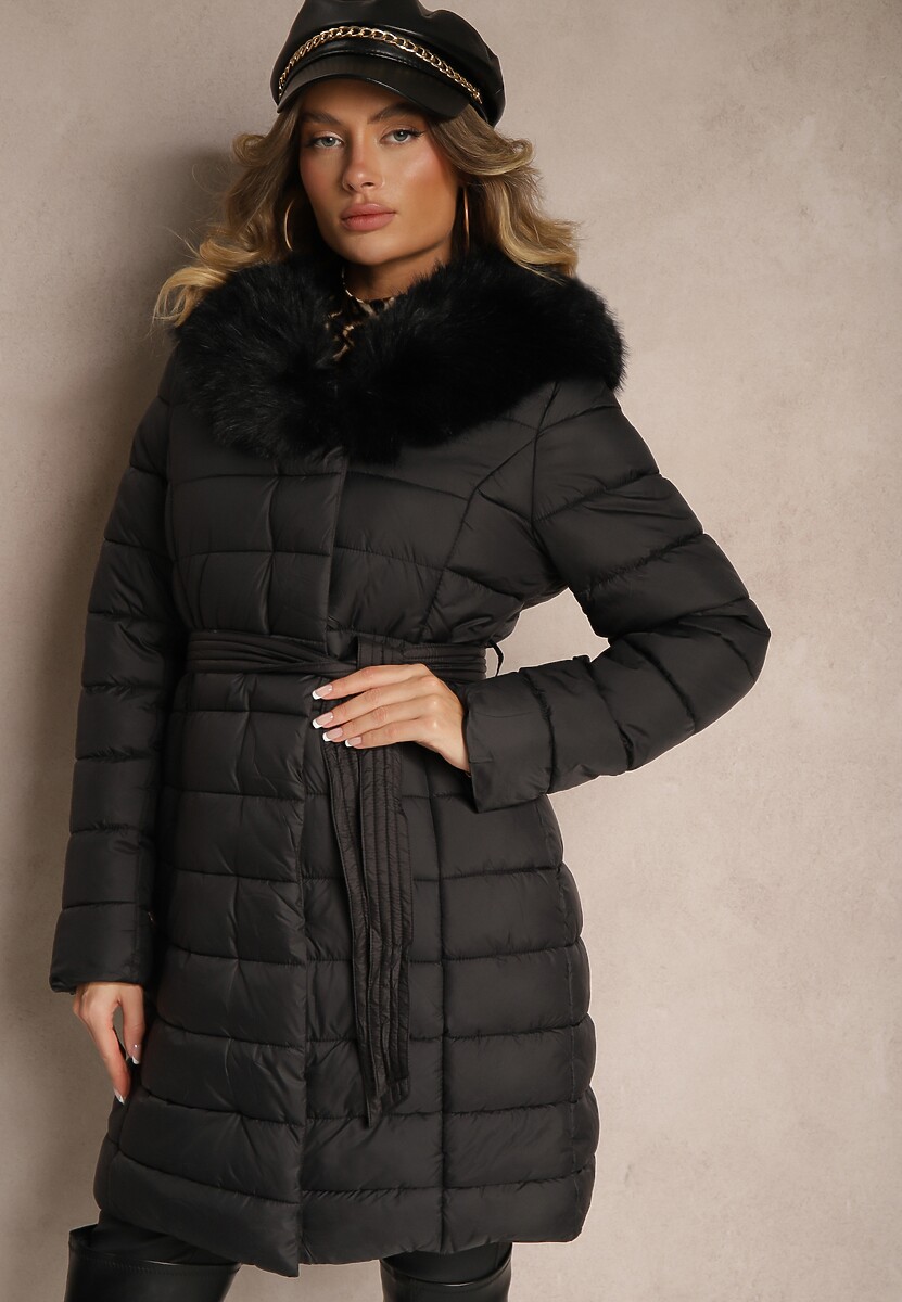 Brązowa Kurtka Pikowana Wiązana w Talii z Futerkiem Odpinanym na Kapturze Firinka