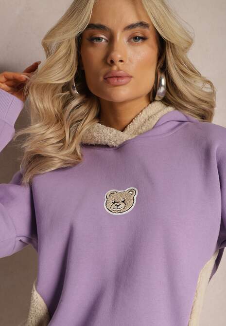 Jasnofioletowa Bluza z Bawełny z Ozdobną Naszywką z Misiem i Polarowym Kapturem Hecatia