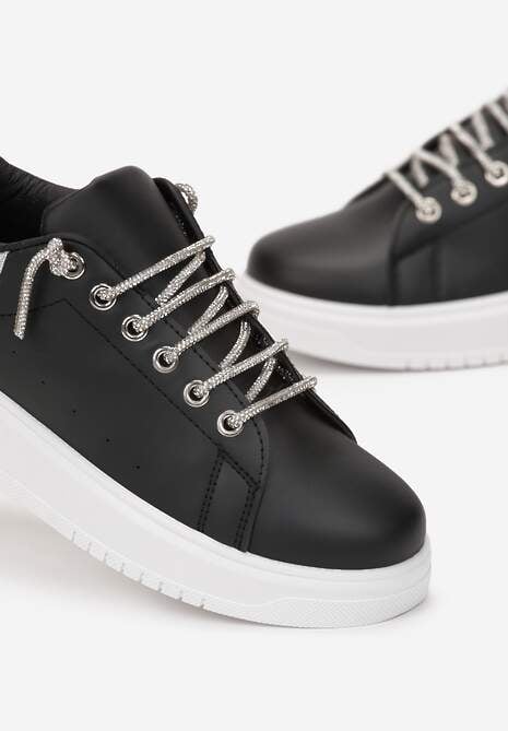 Czarne Płaskie Sneakersy na Grubej Podeszwie z Aplikacjami i Metalową Wstawką Torey