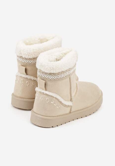Beżowe Śniegowce o Wsuwanym Fasonie z Haftem i Futrem przy Cholewce Mevinadia