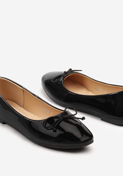 Czarne Balerinki Lakierowane z Wkładką ze Skóry Naturalnej i Kokardą Ilorisa