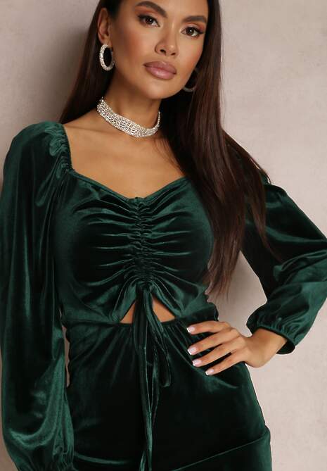 Ciemnozielona Sukienka Welurowa z Kwadratowym Dekoltem i Ściągaczem Rimo