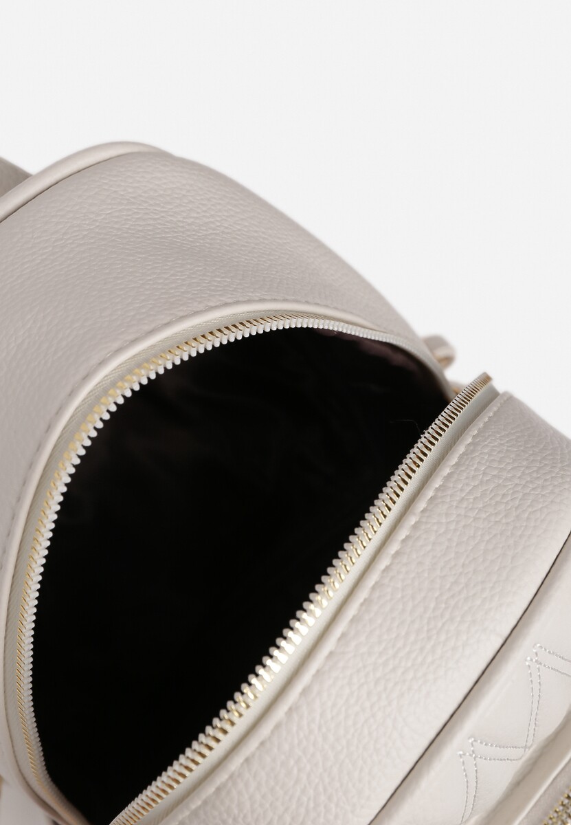 Biały Casualowy Plecak z Tłoczonym Wzorem i Regulowanymi Odpinanymi Paskami Nelarose