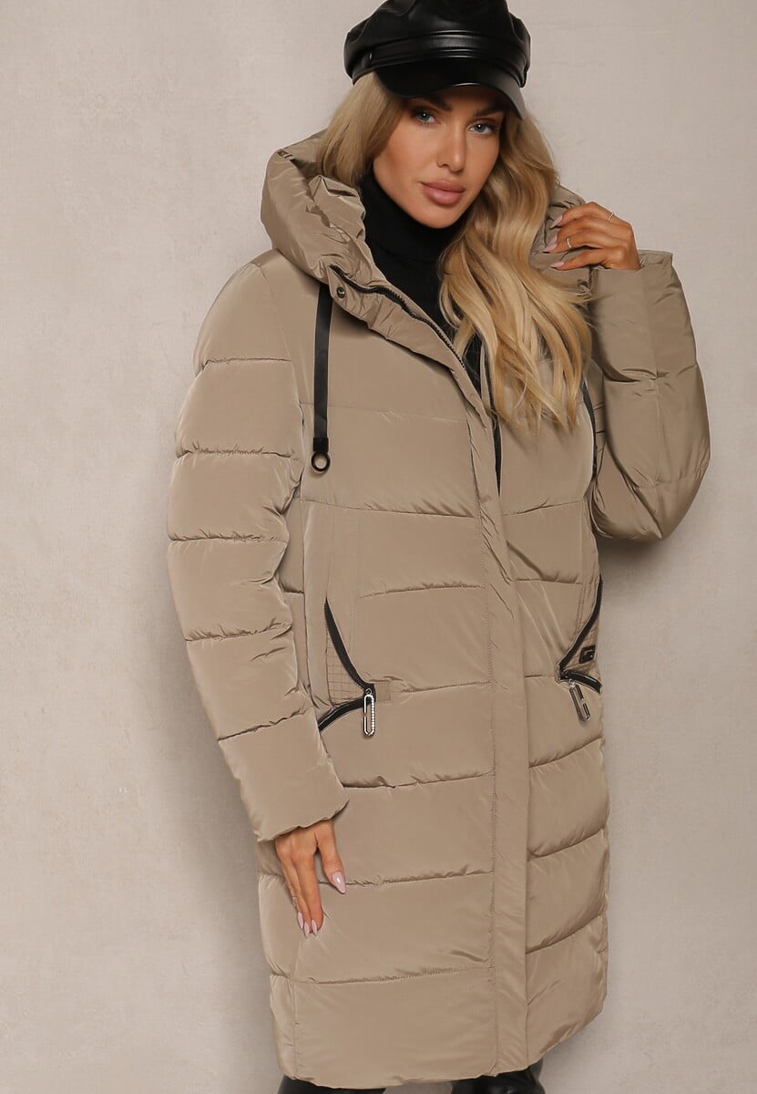 Czarna Kurtka z Pikowanymi Przeszyciami Kapturem i Wysokim Kołnierzem Atinesca