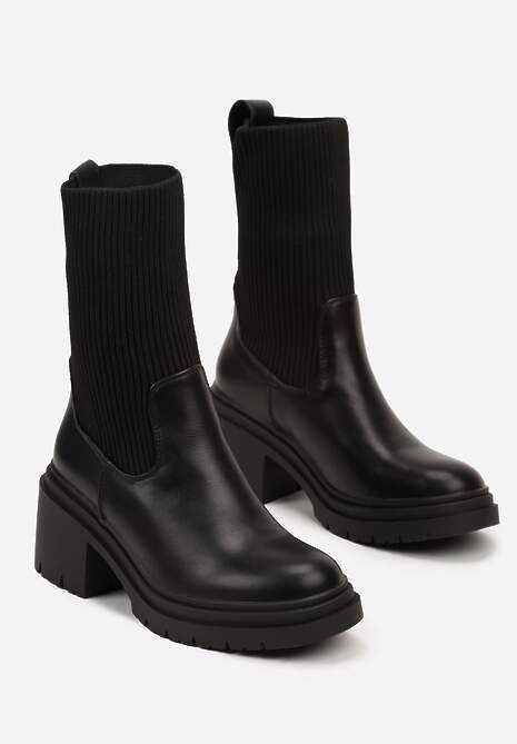 Czarne Botki na Obcasie Typu Słupek ze Skarpetkową Cholewką Niriselle