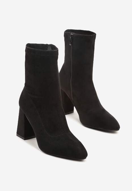 Czarne Botki Vices z Imitacji Zamszu na Słupkowym Obcasie z Przylegającą Cholewką Morenne