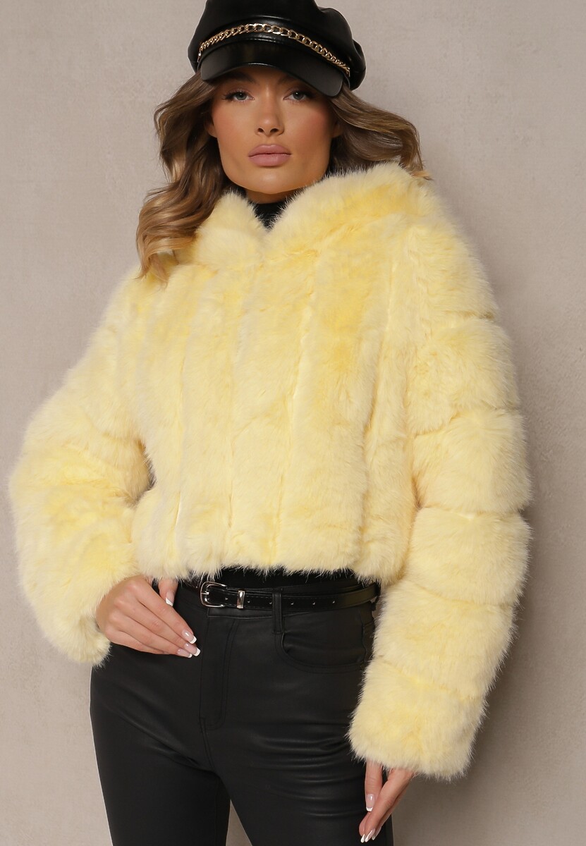 Ciemnobrązowa Krótka Kurtka Futerko z Pikowanymi Przeszyciami Kemeriana