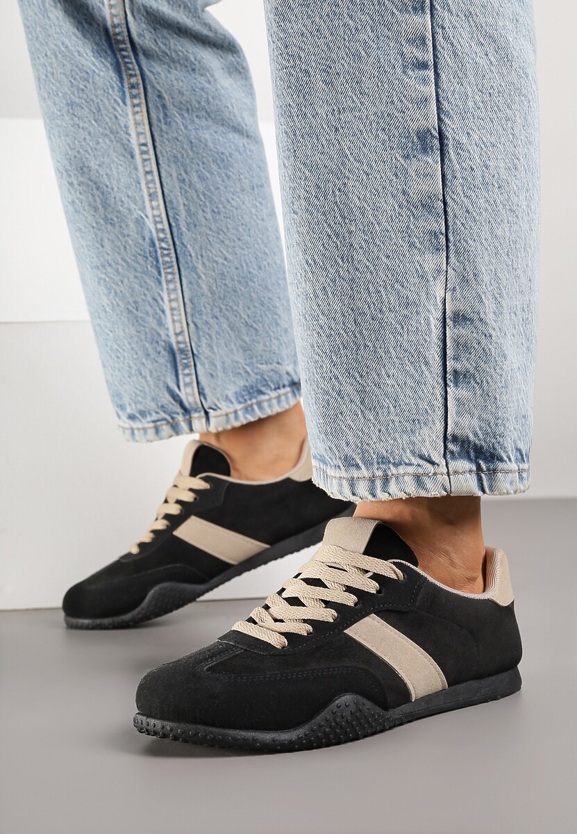 Czarno-Beżowe Sneakersy Ozdobione Tłoczeniem Halennesa