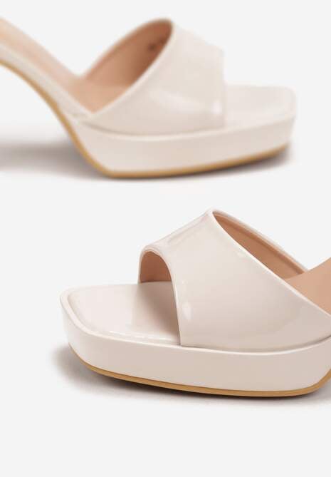 Beżowe Lakierowane Sandały z Kwadratowym Noskiem na Słupku Arephne