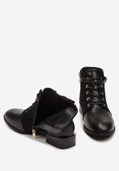 Czarne Botki Vices ze Wstawkami Imitującymi Skórę Węża i Sprzączką Gelrina