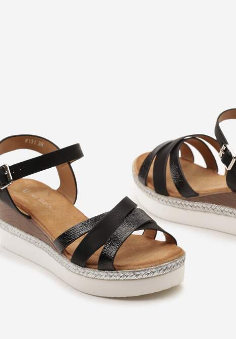 Czarne Casualowe Sandały na Koturnie na Plecionej Podeszwie z Ozdobnymi Paskami Zapinane Wokół Kostki Isabellane