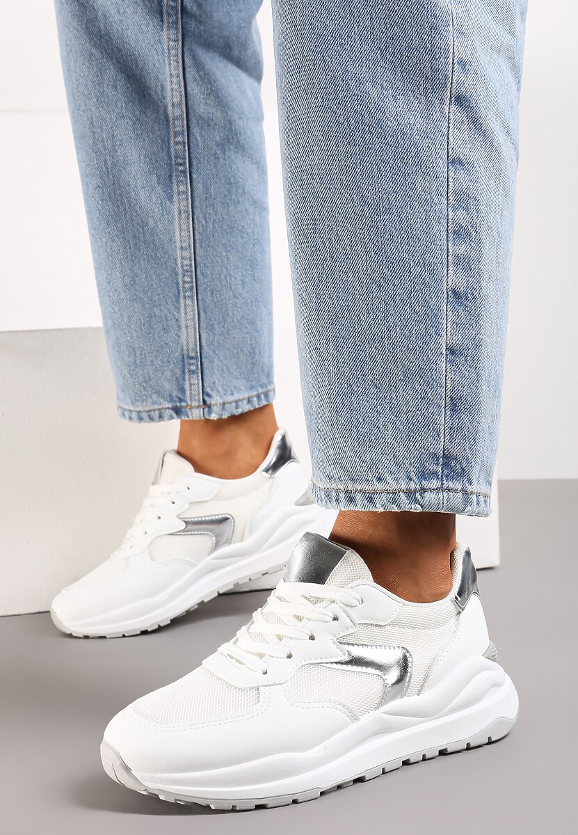 Biało-Srebrne Sneakersy na Płaskiej Podeszwie ze Sznurowaniem i Materiałowymi Wstawkami Haretta