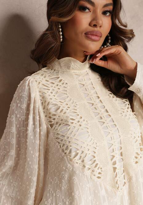 Jasnobeżowa Sukienka Mini z Falbankami i Koronkowymi Wstawkami Piolini