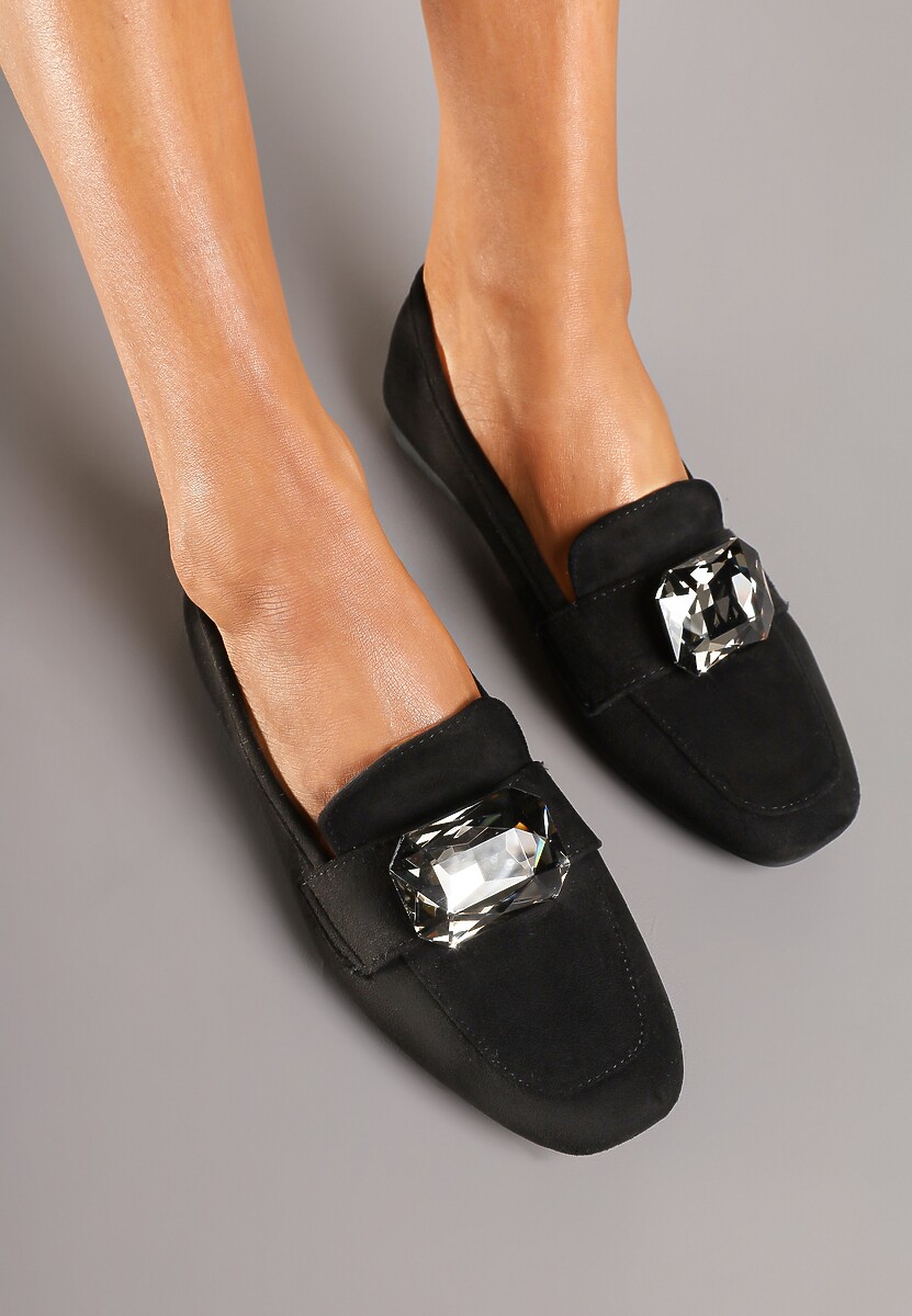 Czarne Mokasyny z Ekozamszu Zdobione Aplikacją z Dużą Cyrkonią Zidanira