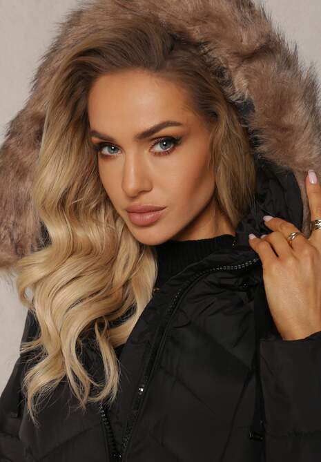 Czarna Kurtka do Kolan Pikowana z Kapturem Vasusa