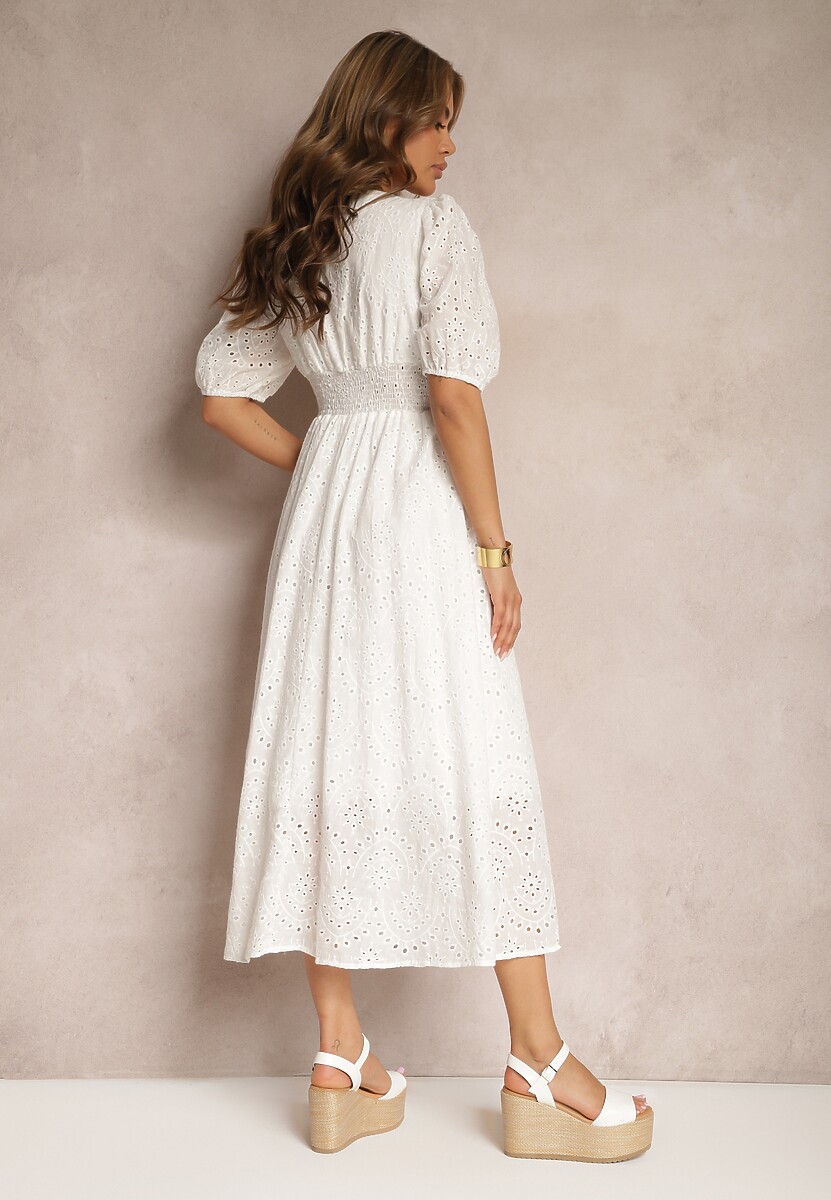 Biała Sukienka z Bawełny o Haftowanym Wykończeniu z Gumką w Talii Lomeda