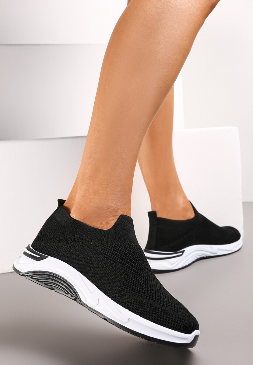 Czarne Buty Sportowe Przed Kostkę ze Skarpetkową Cholewką Libbita