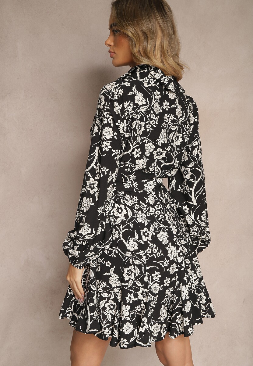 Czarna Koszulowa Sukienka z Wiskozą Ozdobiona Wzorem w Kwiaty Penilra