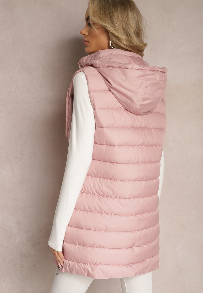 Różowa Pikowana Kamizelka z Kieszeniami i Kapturem i Ozdobnymi Suwakami na Dole Culvena
