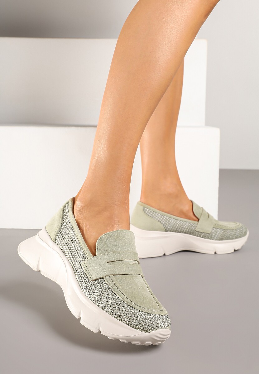 Zielone Półbuty na Tłoczonej Platformie Eraviella