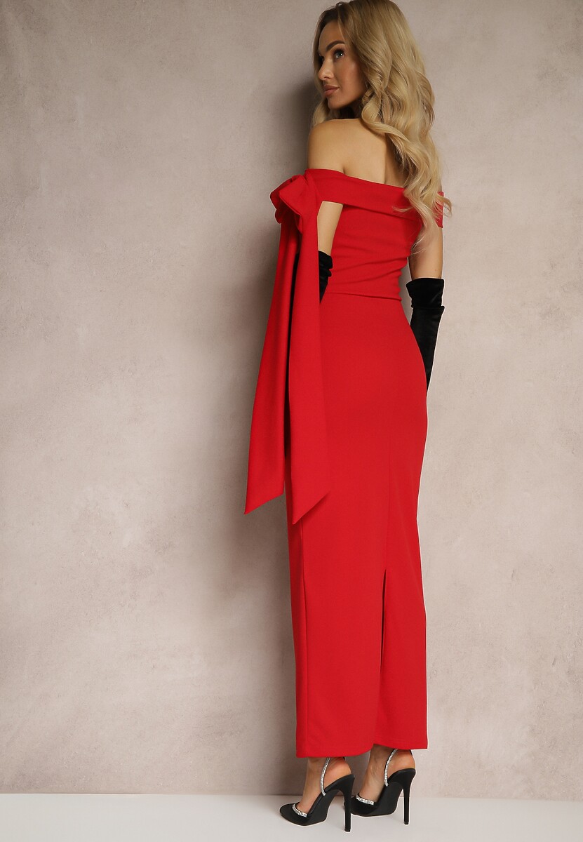 Czerwona Dopasowana Sukienka z Dekoltem Hiszpanką i Kokardą na Ramieniu Emirianne