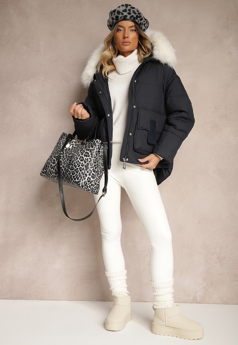 Granatowa Kurtka z Kieszeniami i Odpinanym Kołnierzem z Futerka Nomilaine