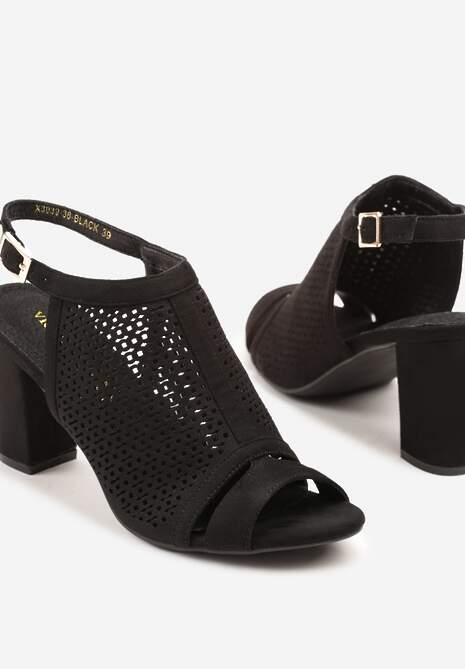 Czarne Sandały Vices na Słupku z Ażurową Cholewką i Skórzaną Wkładką Saramiae