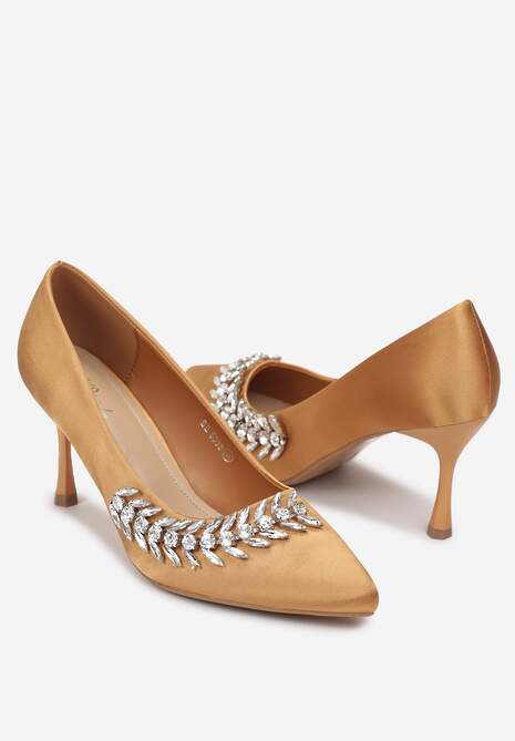 Złote Satynowe Szpilki Ozdobione Kompozycją z Kryształków Nazasa