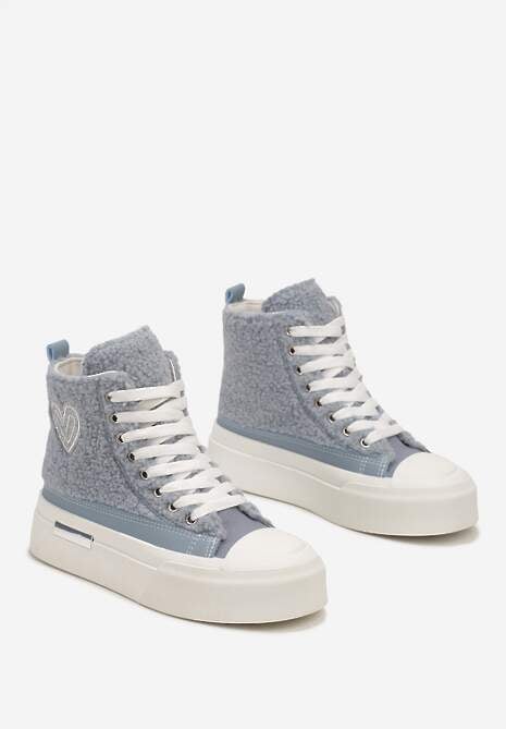 Niebieskie Futerkowe Trampki na Platformie z Ozdobną Naszywką w Kształcie Serca Aelinna