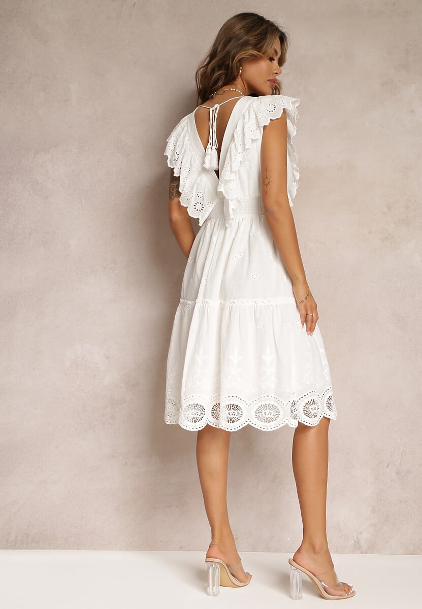 Biała Bawełniana Sukienka z Haftem i Falbankami Casira